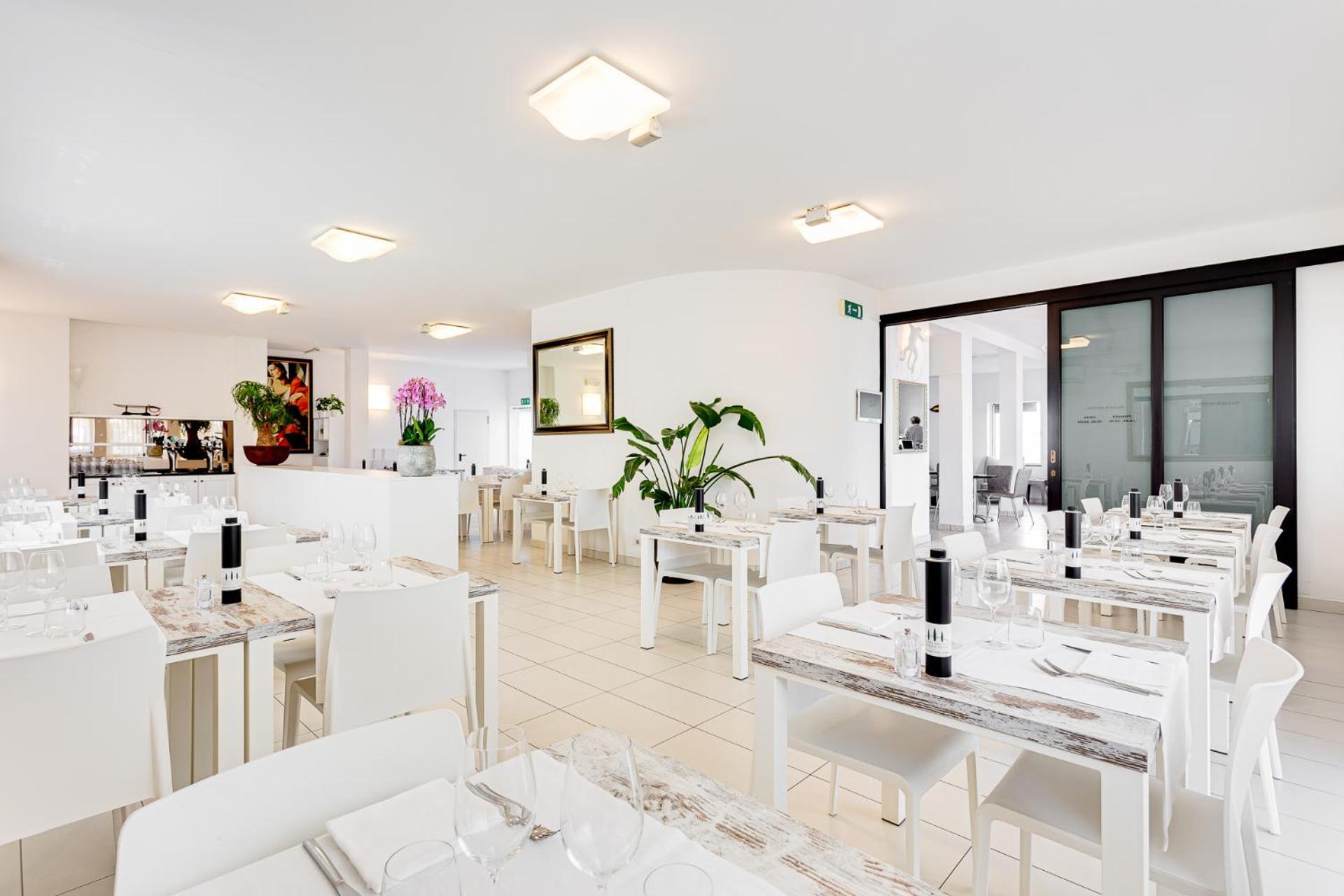 Hotel Blues Cervia Esterno foto