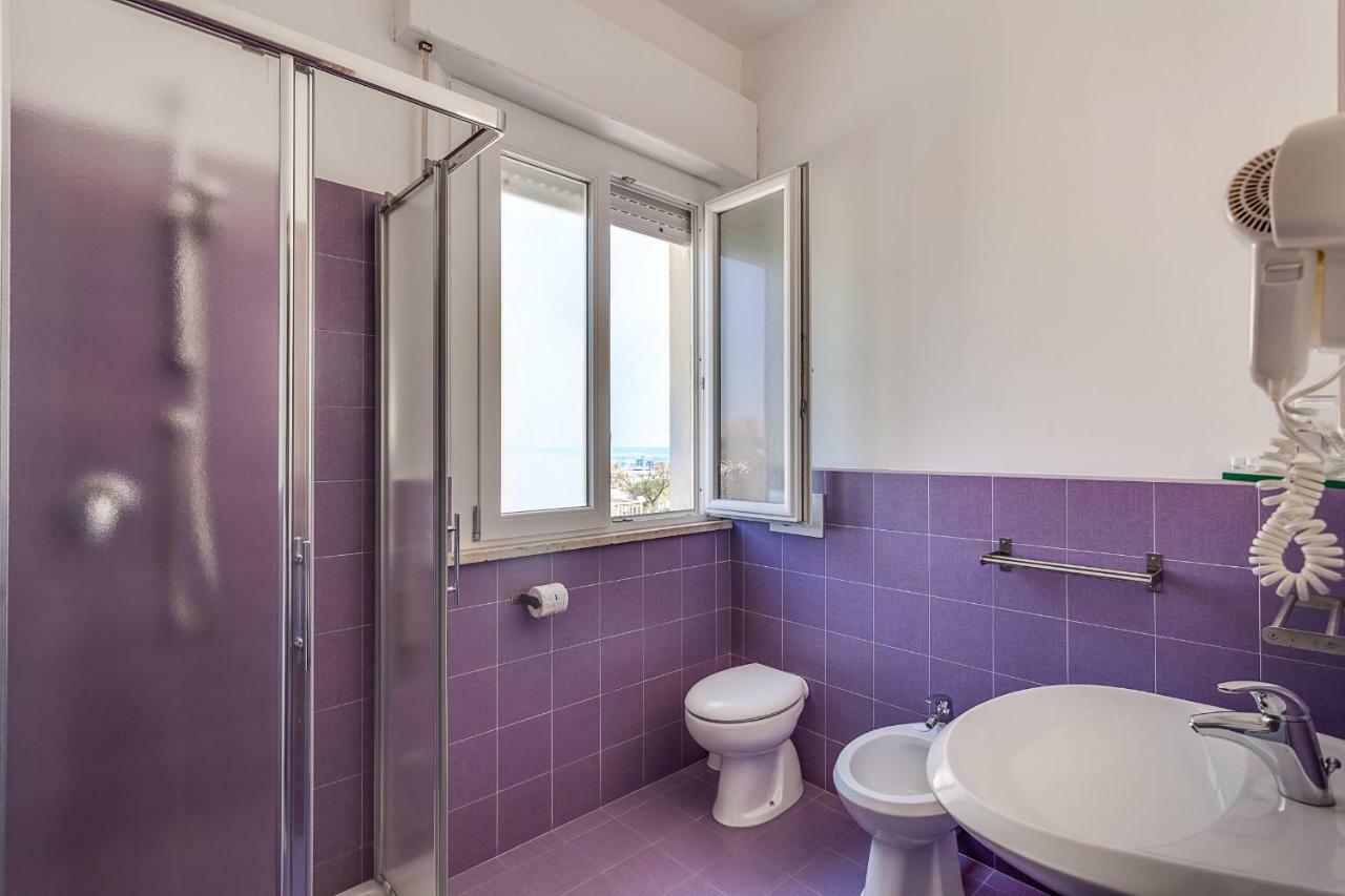 Hotel Blues Cervia Esterno foto
