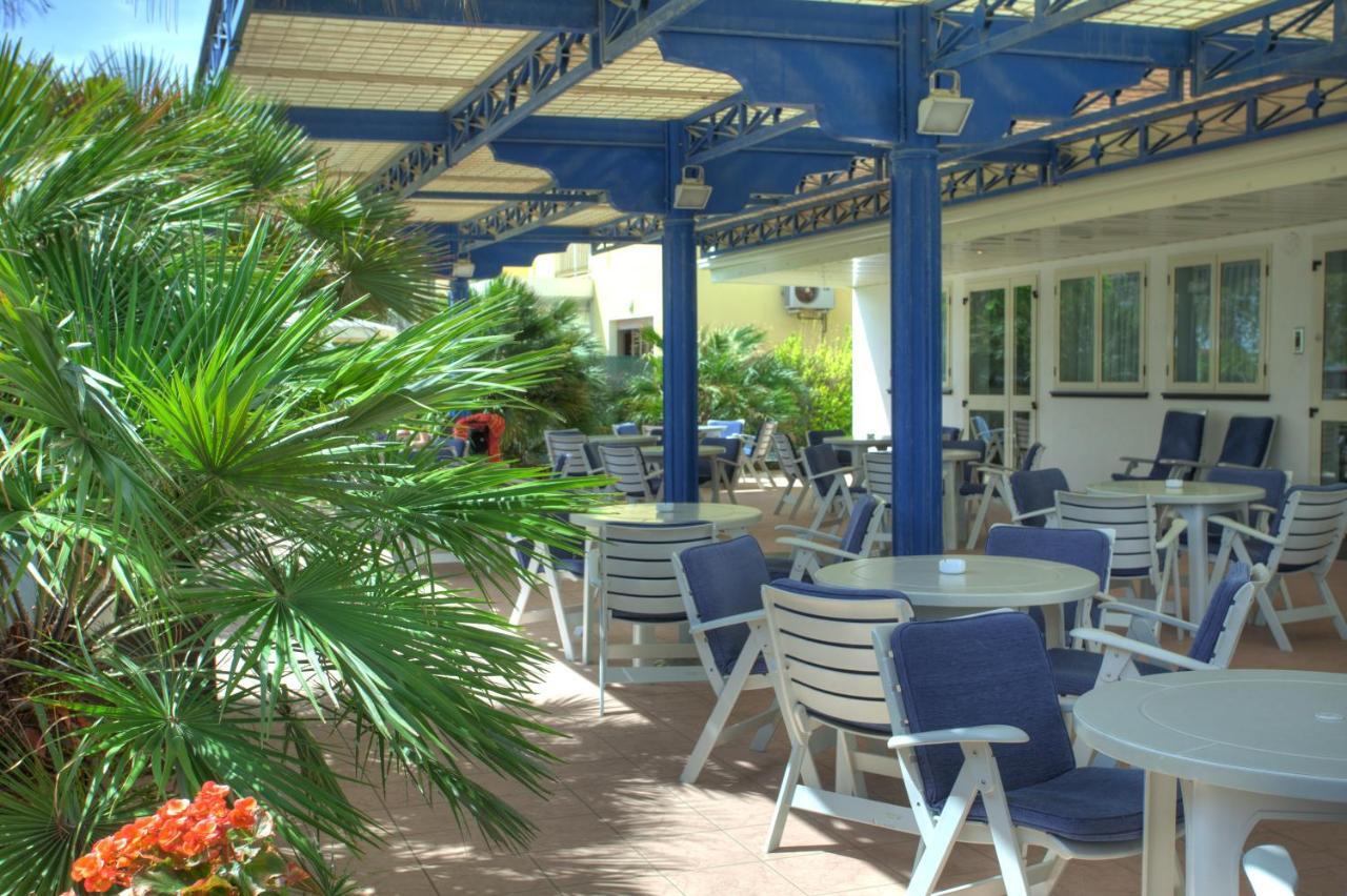 Hotel Blues Cervia Esterno foto